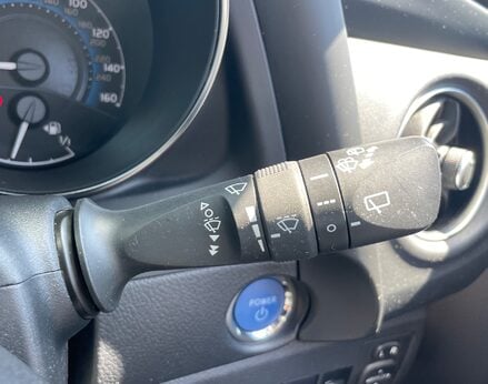 Toyota Auris VVT-I ICON TECH 46