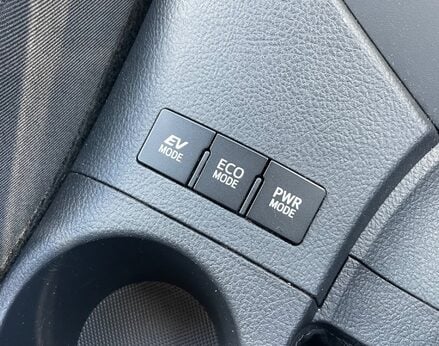Toyota Auris VVT-I ICON TECH 42