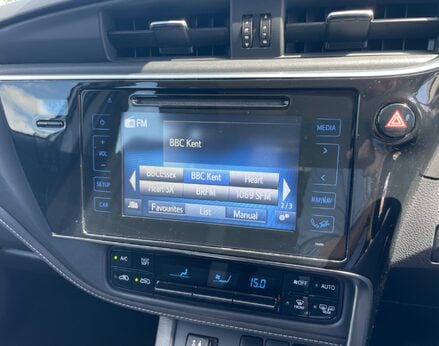 Toyota Auris VVT-I ICON TECH 31