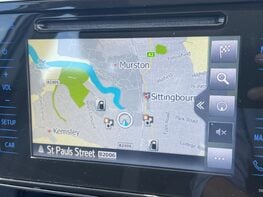 Toyota Auris VVT-I ICON TECH 35