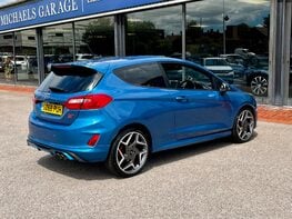 Ford Fiesta ST-3 8