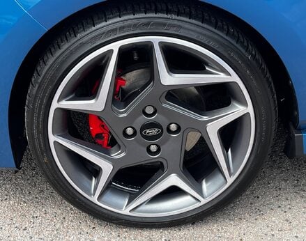Ford Fiesta ST-3 13