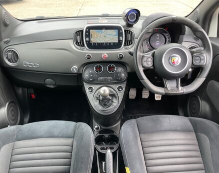 Abarth 500 595 COMPETIZIONE 2