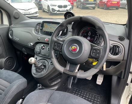 Abarth 500 595 COMPETIZIONE 17
