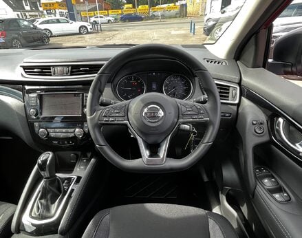 Nissan Qashqai DCI ACENTA PREMIUM DCT 19