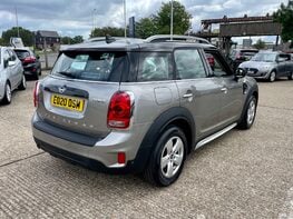 Mini Countryman COOPER CLASSIC 8