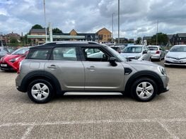 Mini Countryman COOPER CLASSIC 10