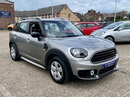 Mini Countryman COOPER CLASSIC 4