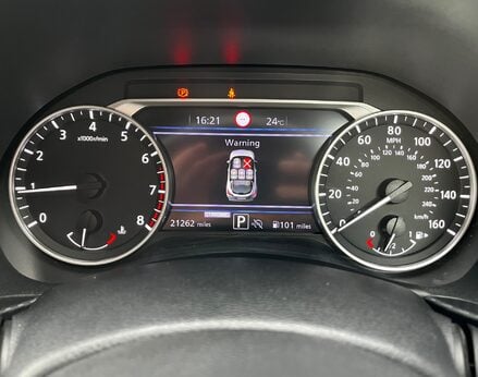 Nissan Juke DIG-T TEKNA DCT 21