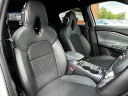 Nissan Juke DIG-T TEKNA DCT 61