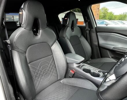 Nissan Juke DIG-T TEKNA DCT 61