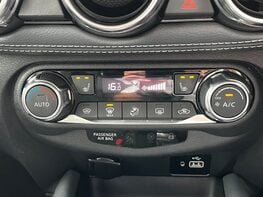 Nissan Juke DIG-T TEKNA DCT 44