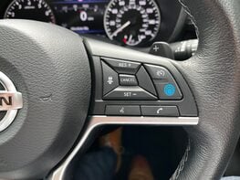 Nissan Juke DIG-T TEKNA DCT 54