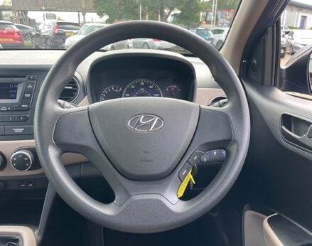 Hyundai i10 S BLUE DRIVE 19