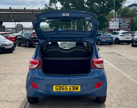 Hyundai i10 S BLUE DRIVE 41