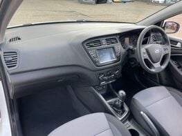 Hyundai i20 MPI S-CONNECT 23