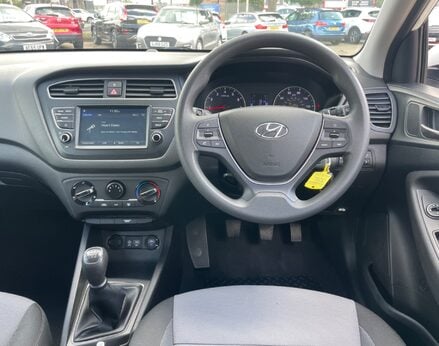 Hyundai i20 MPI S-CONNECT 18