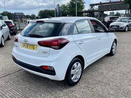 Hyundai i20 MPI S-CONNECT 8