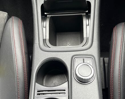 Mercedes-Benz CLA Class CLA 200 AMG LINE NIGHT EDITION 51