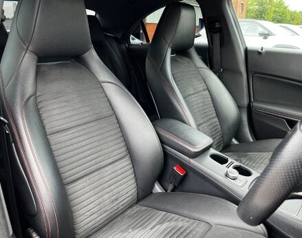 Mercedes-Benz CLA Class CLA 200 AMG LINE NIGHT EDITION 63