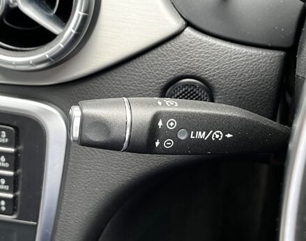 Mercedes-Benz CLA Class CLA 200 AMG LINE NIGHT EDITION 57
