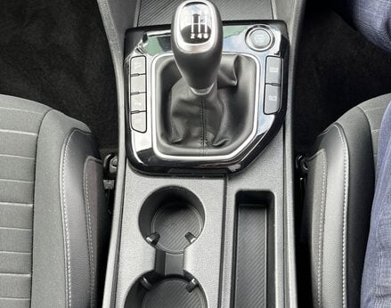 Kia Sportage LAUNCH EDITION ISG 55