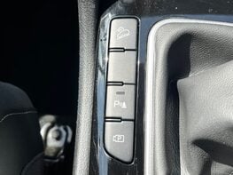 Kia Sportage LAUNCH EDITION ISG 52