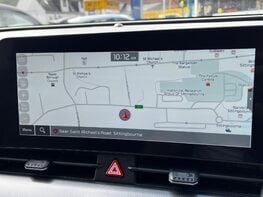 Kia Sportage LAUNCH EDITION ISG 32