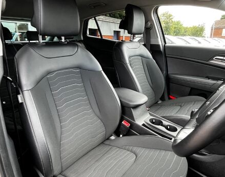 Kia Sportage LAUNCH EDITION ISG 62