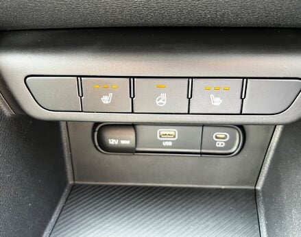 Kia Sportage LAUNCH EDITION ISG 51