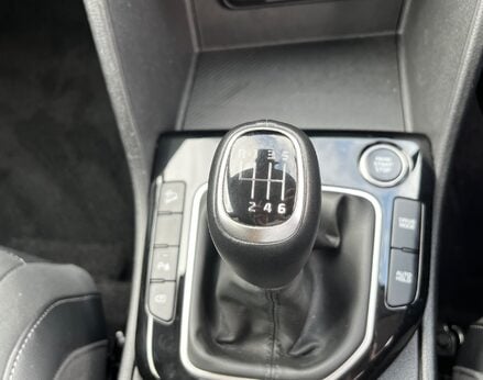 Kia Sportage LAUNCH EDITION ISG 54