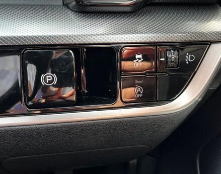Kia Sportage LAUNCH EDITION ISG 60