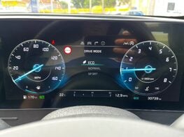 Kia Sportage LAUNCH EDITION ISG 22