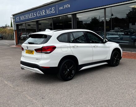 BMW X1 SDRIVE18I SPORT 8