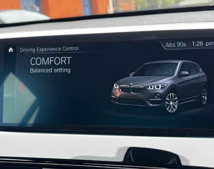 BMW X1 SDRIVE18I SPORT 43