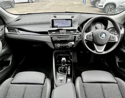 BMW X1 SDRIVE18I SPORT 2