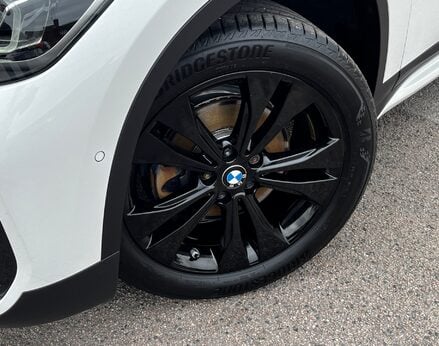 BMW X1 SDRIVE18I SPORT 3