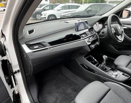 BMW X1 SDRIVE18I SPORT 17