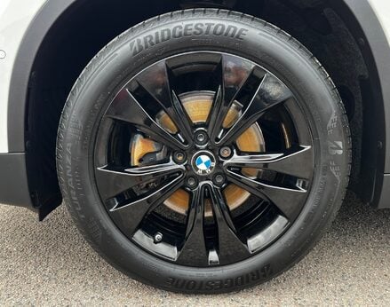 BMW X1 SDRIVE18I SPORT 13