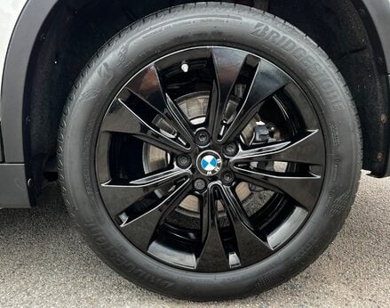BMW X1 SDRIVE18I SPORT 14