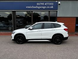 BMW X1 SDRIVE18I SPORT 11