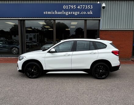 BMW X1 SDRIVE18I SPORT 11