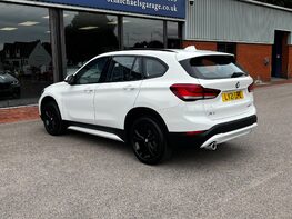 BMW X1 SDRIVE18I SPORT 9