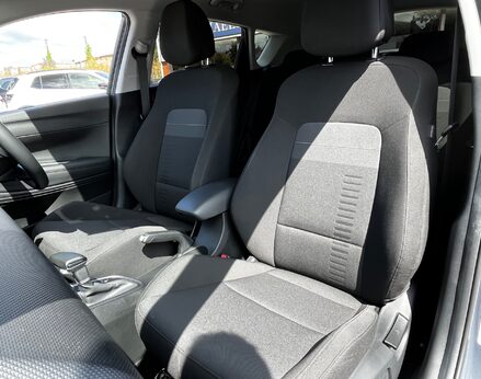 Hyundai BAYON T-GDI PREMIUM DCT 61