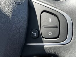 Renault Captur GT LINE TCE 52