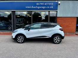 Renault Captur GT LINE TCE 11
