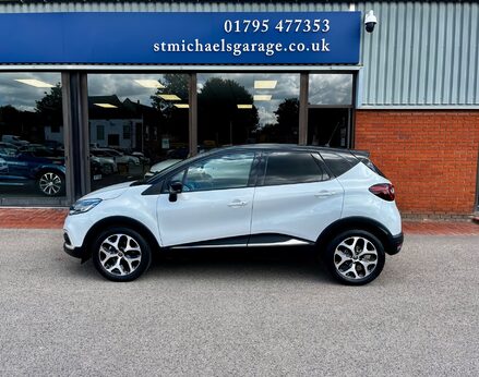 Renault Captur GT LINE TCE 11
