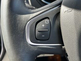 Renault Captur GT LINE TCE 51