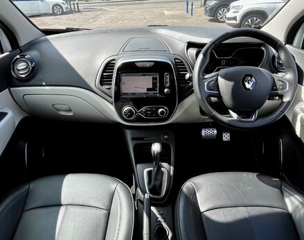 Renault Captur GT LINE TCE 2