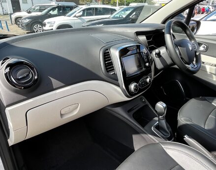 Renault Captur GT LINE TCE 17